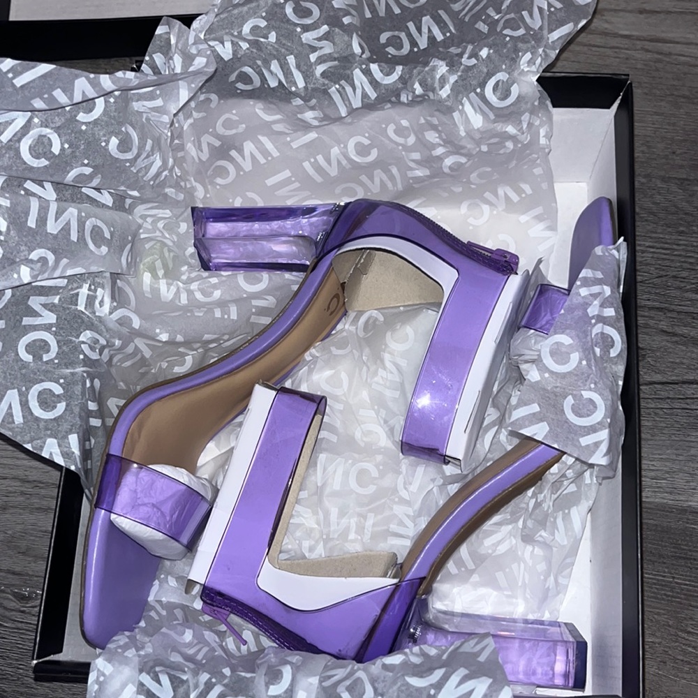 8.5 Women Purple heals